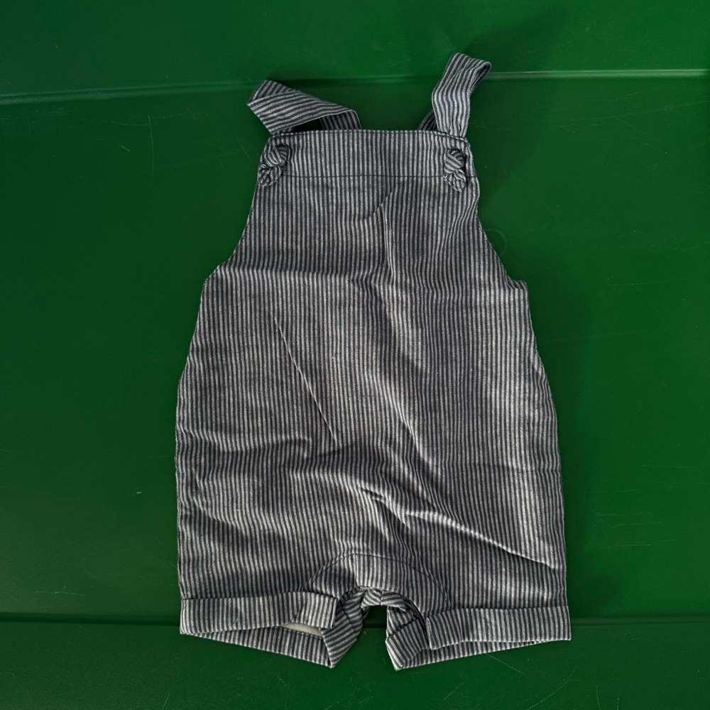 JANIE AND JACK STRIPED GRAY BABY OVERALLS